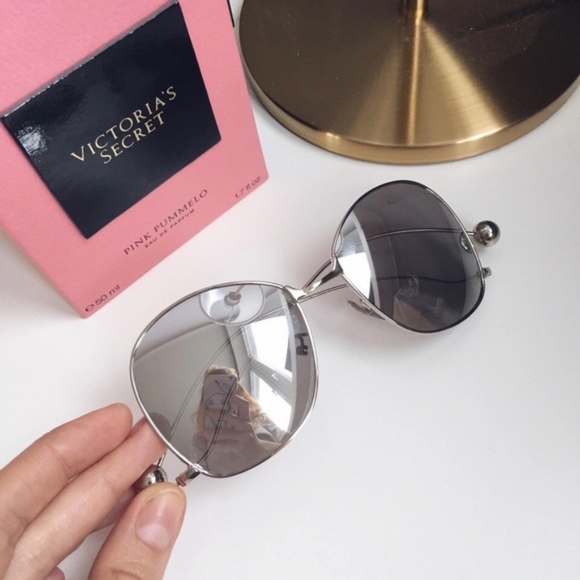 "Sunfaced" - Picture 4 of 5